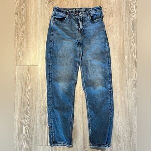 American Eagle Stretch Curvy Mom Jeans Size 8 Long